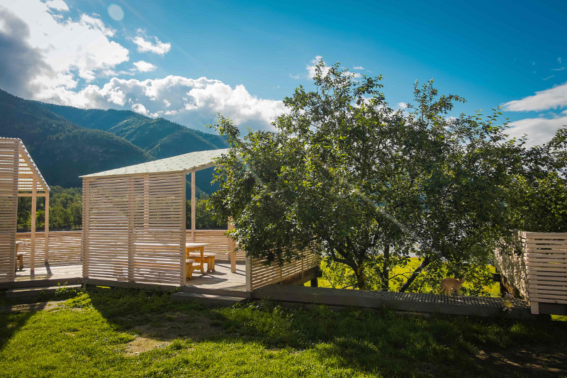 Отель в  Горном Алтае с бассейном