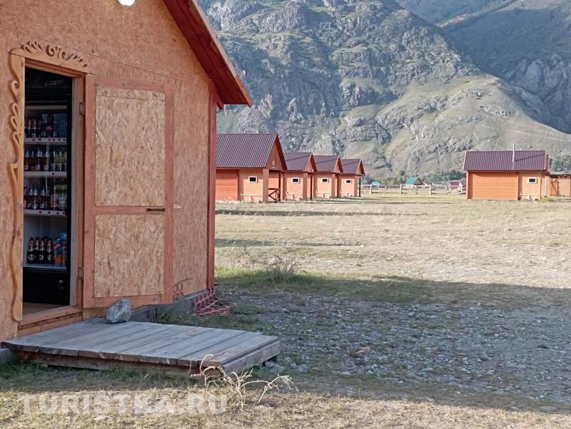 Кафе на турбазе Алтай "Золотая долина Чулышмана"