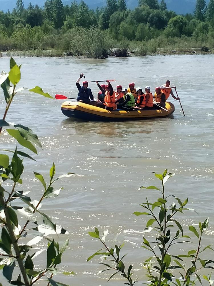 Сплав в мае Катунь
