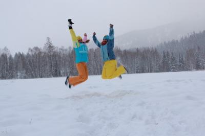 Семейный тур Зимние забавы, лыжи, снегоходы 