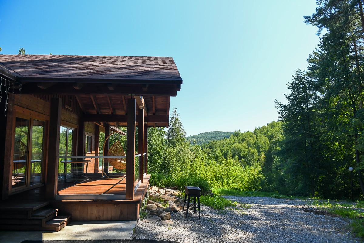 Отдых в Белокурихе летом на "Заимке Лесника"