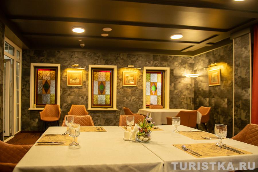 Белокуриха ресторан отеля "Эхо 4*"