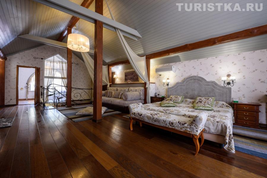 Сьюит 4* двухуровневый номер