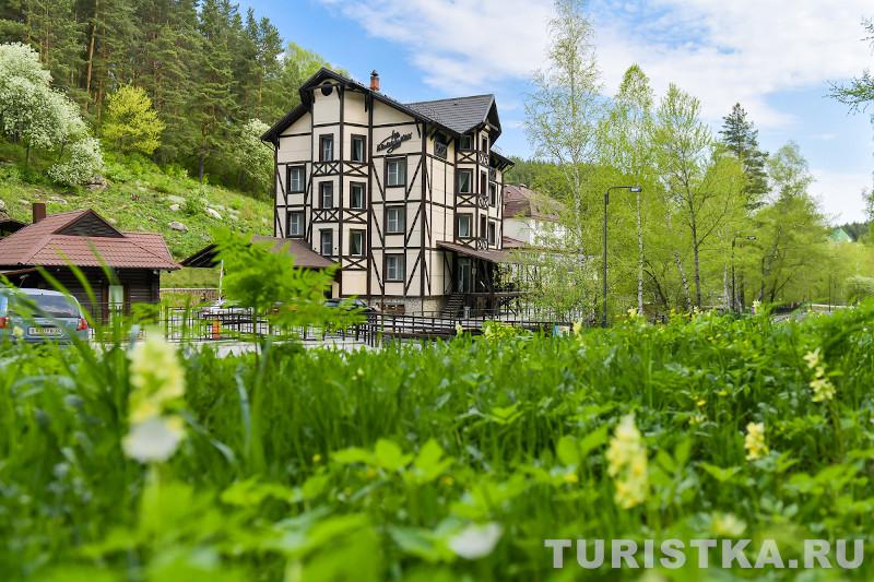 Курорт Белокуриха отель "На камушках"