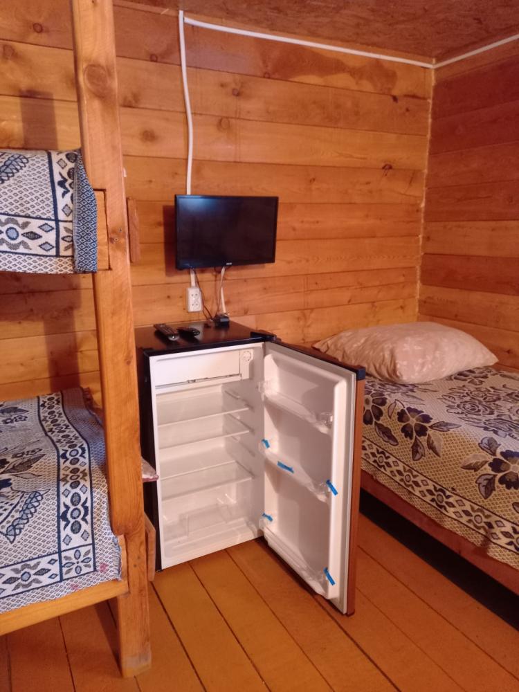 "Домик у реки" Купчегень база отдыха "Огневка" 