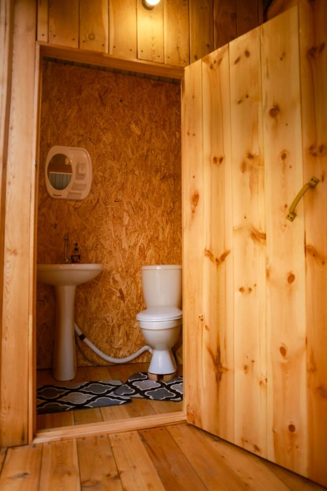 Двухместный домик с санузлом