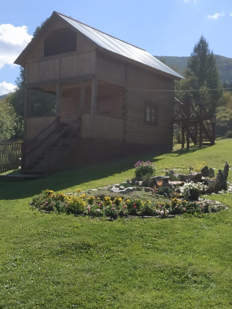 Горный Чарыш База отдыха "Светлая" село Сентелек