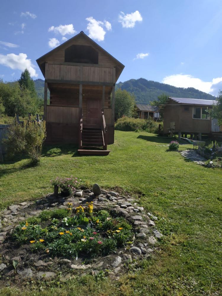 Горный Чарыш База отдыха "Светлая" село Сентелек