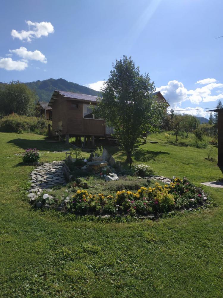 Горный Чарыш База отдыха "Светлая" село Сентелек