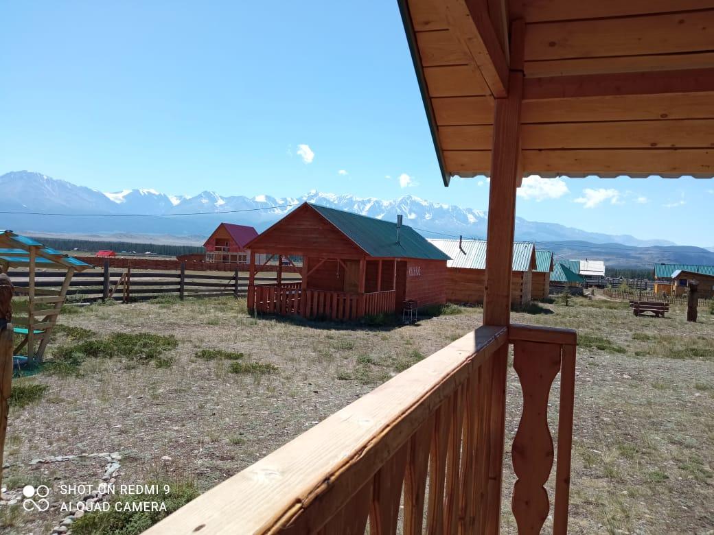 Вид из 2-х местного домика