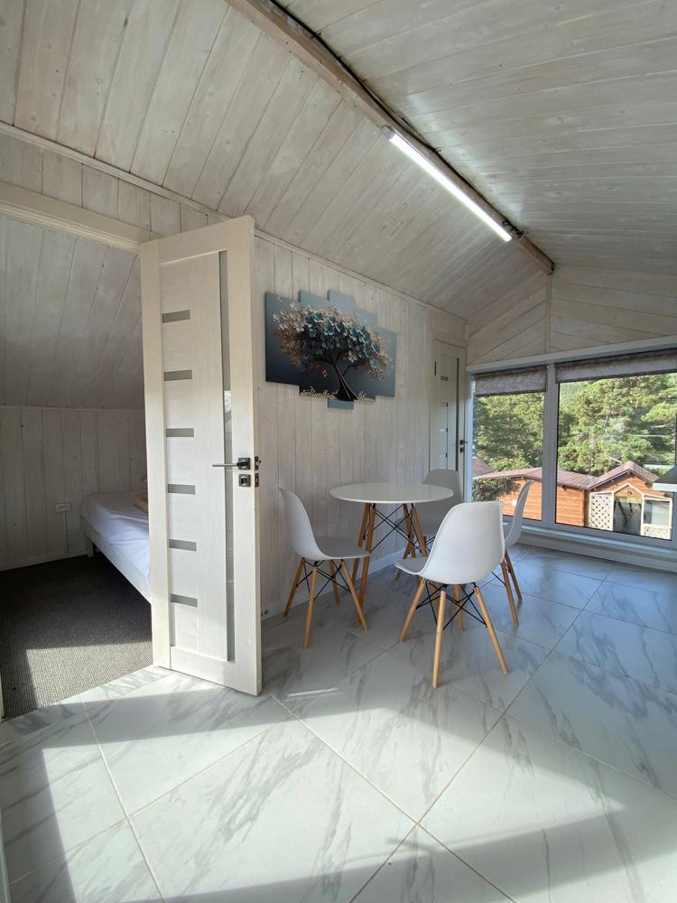 Зимний 4-хместный номер с двумя спальнями и кухней