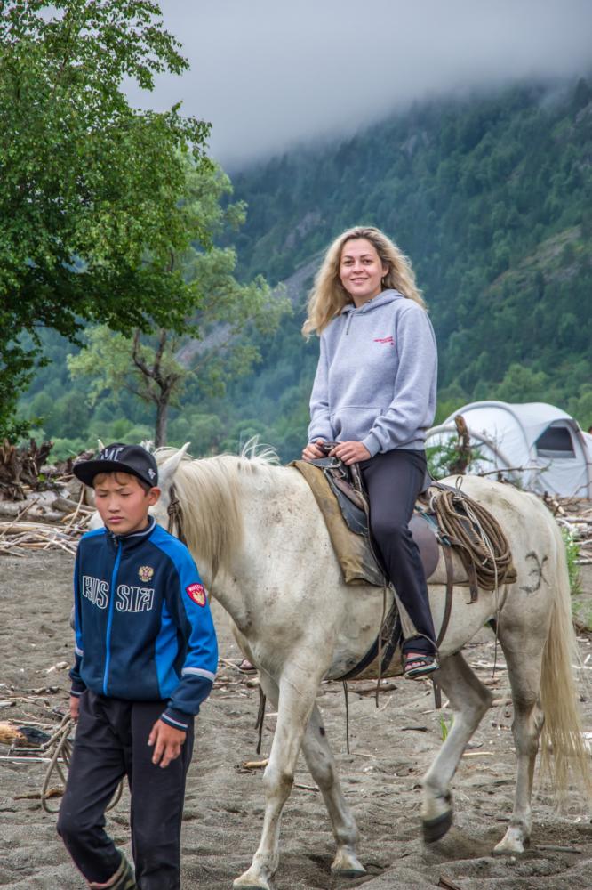Конные экскурсии в Чемале