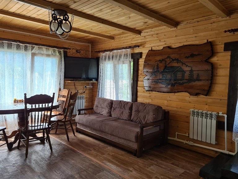 Зимний благоустроенный коттедж 