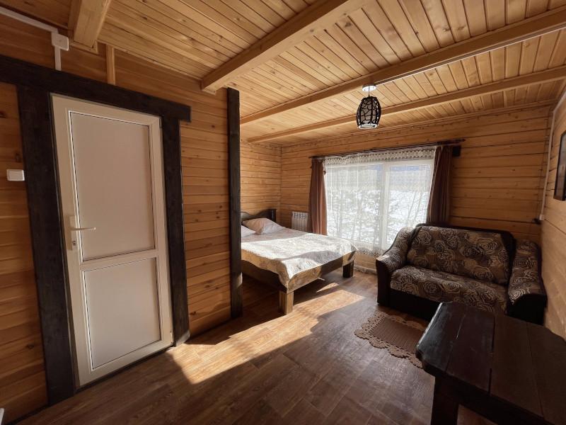 Зимний благоустроенный коттедж 