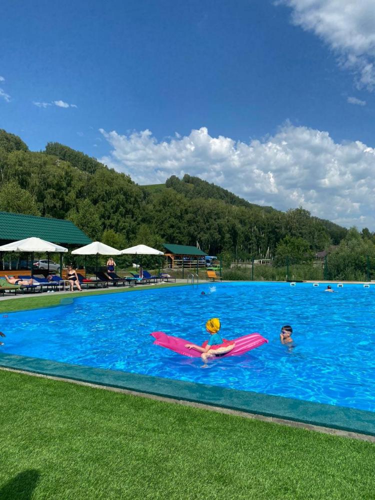 Бассейн с подогревом