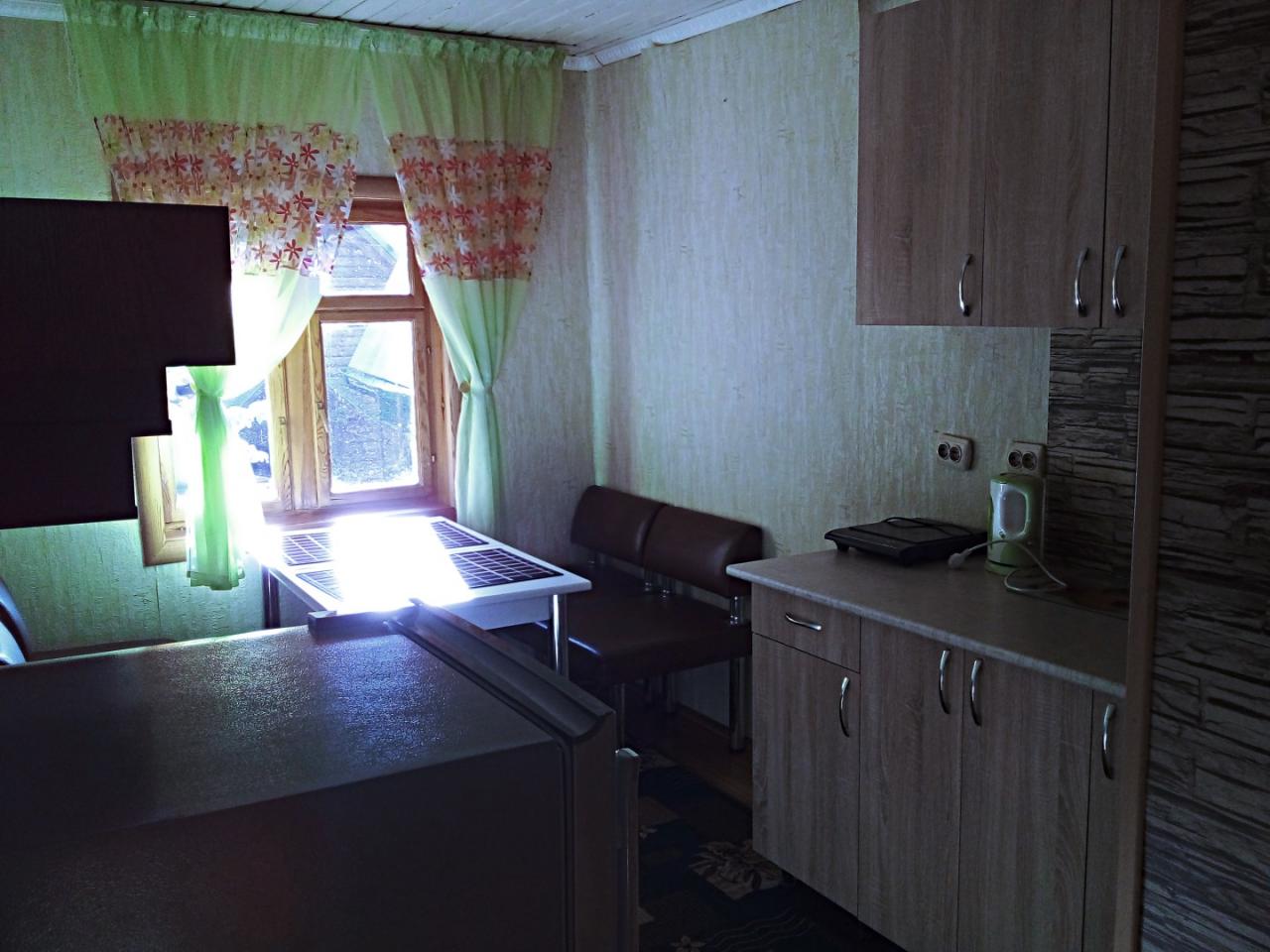 кухня семейного номера3