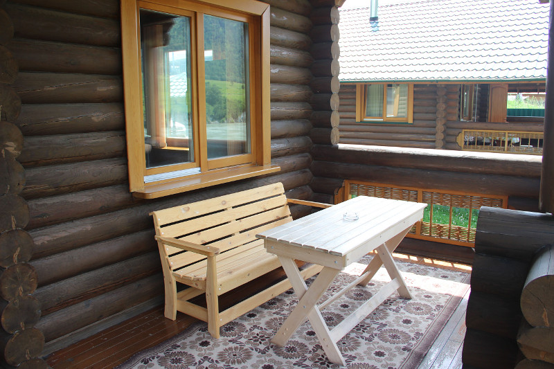 Веранда коттеджа Люкс