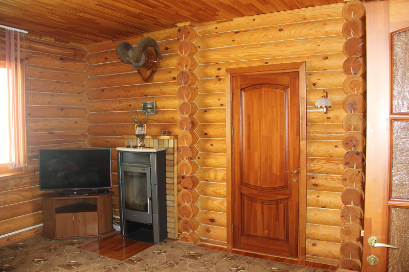 Гостиная коттеджа Люкс