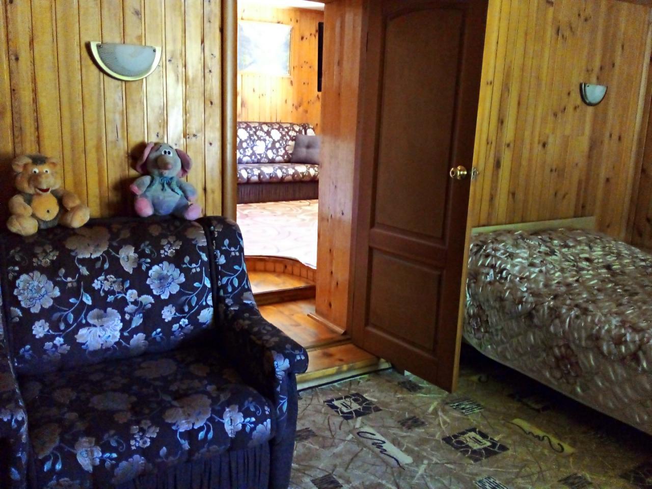 Семейный номер 1 (спальня+ гостиная-студия)