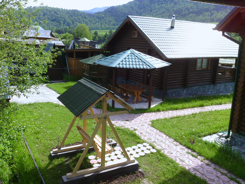 Зона релакса и созерцания на реку