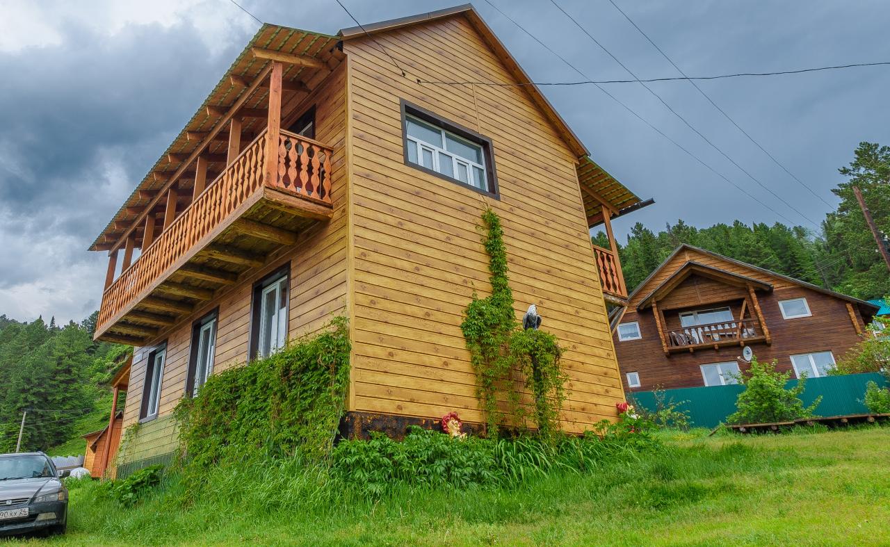 ДОМ №2 (12 мест) 4 номера, круглогодичный.