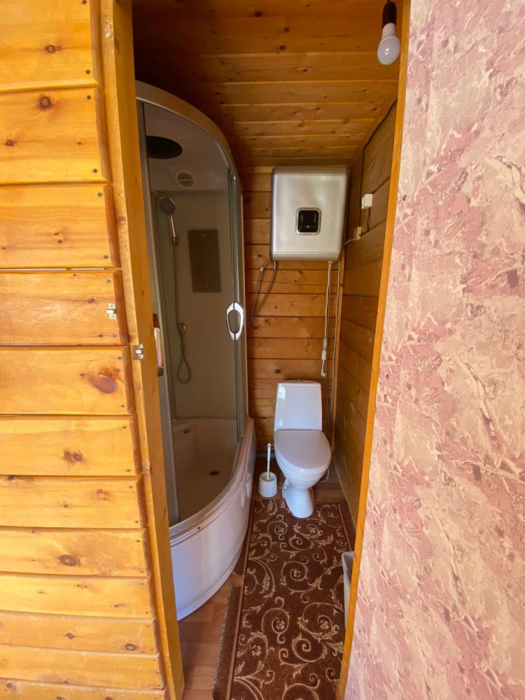 7-местный двухкомнатный номер на 1-ом этаже Дома № 1