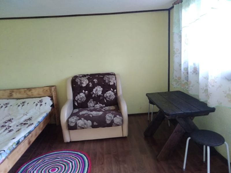 Трехместный номер в Теремке, 2 этаж