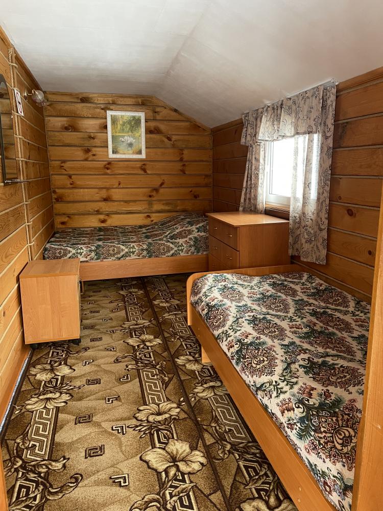 Номер 2 трехместный с террасой