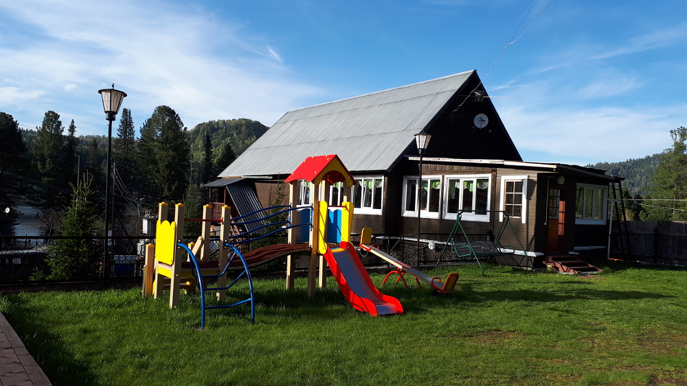 Детский городок, корпус с бильярдом