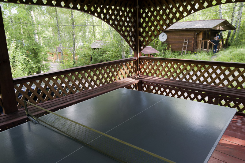 Беседка с настольным теннисом