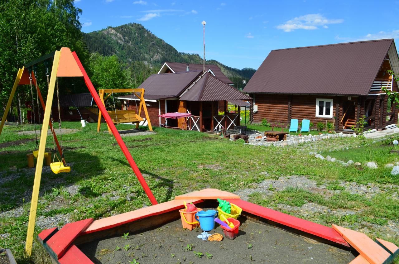 Гостевой дом "Золотые Горы"