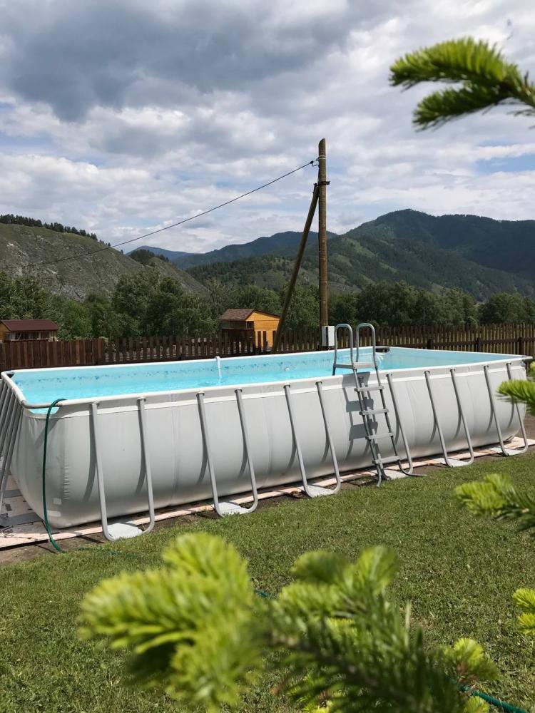 Бассейн. База отдыха "Горная долина". 