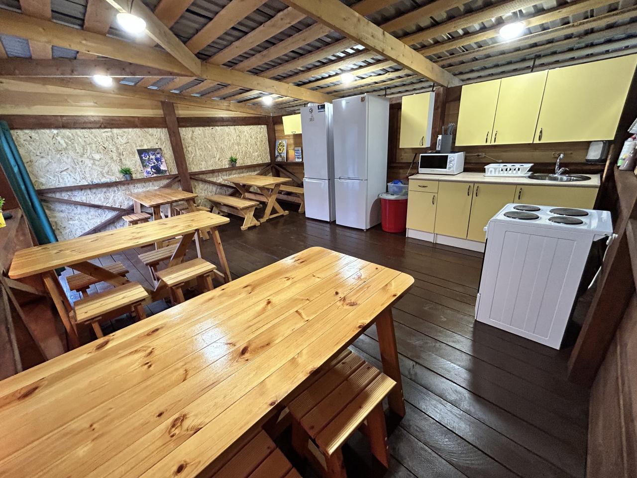 Благоустроенная кухня .