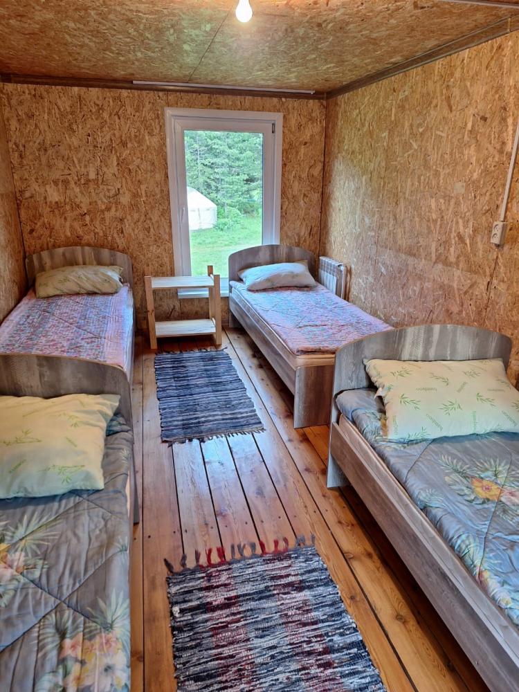 4-хместный номер в отдельностоящем доме на три номера