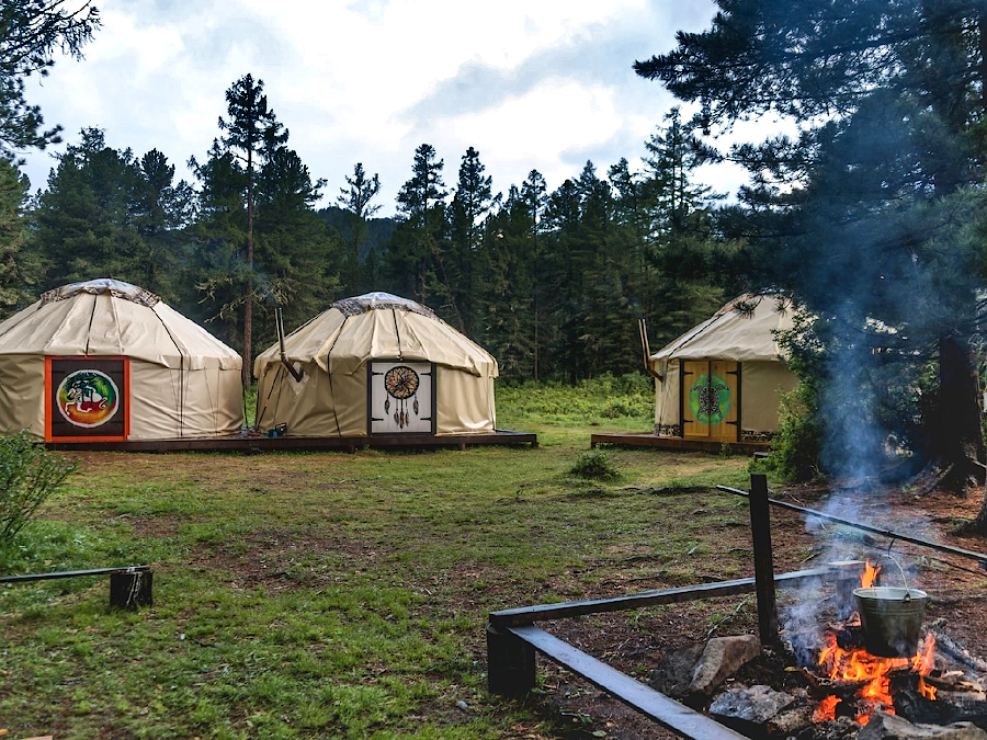 Юрточный кемпинг на Мультинских озерах "Исток Мульты" 