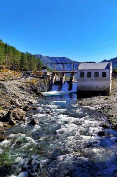 Чемальская ГЭС достопримечательность  Алтая