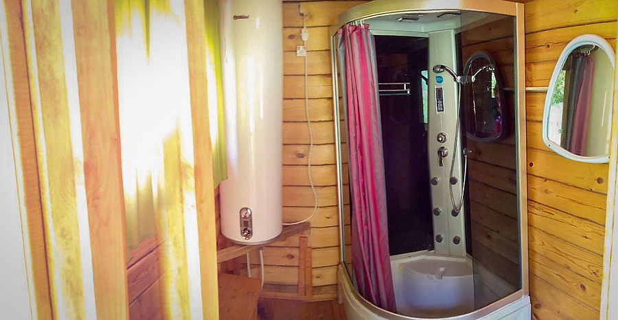 Душ в бане