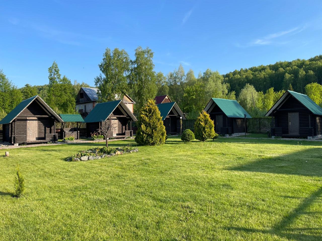 Отдельные домики район озера Ая