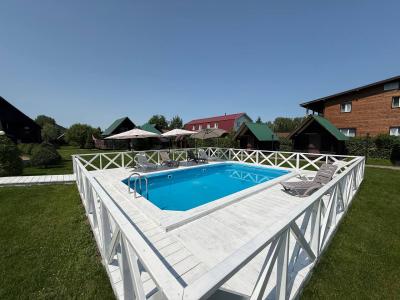 Бассейн в Горном Алтае на базе отдыха 