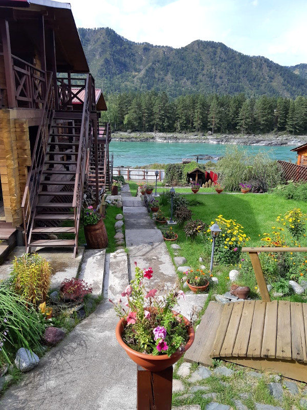 Вид на реку Катунь