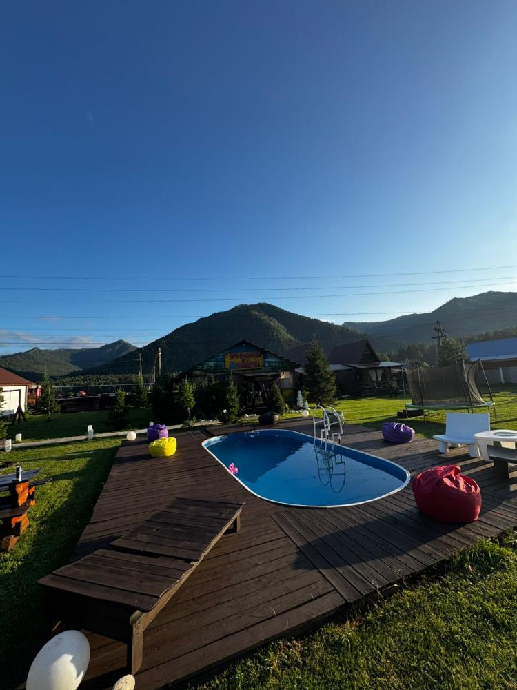 База отдыха с бассейном в Горном Алтае "У Мишани"