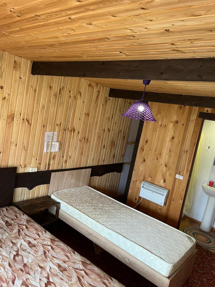 Двухместный Стандарт с доп. местом (душ, WC)