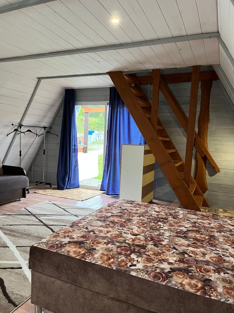 Дом с мини-кухней первый этаж