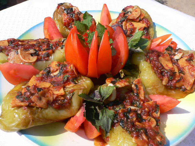 Армянская кухня - пальчики оближешь!