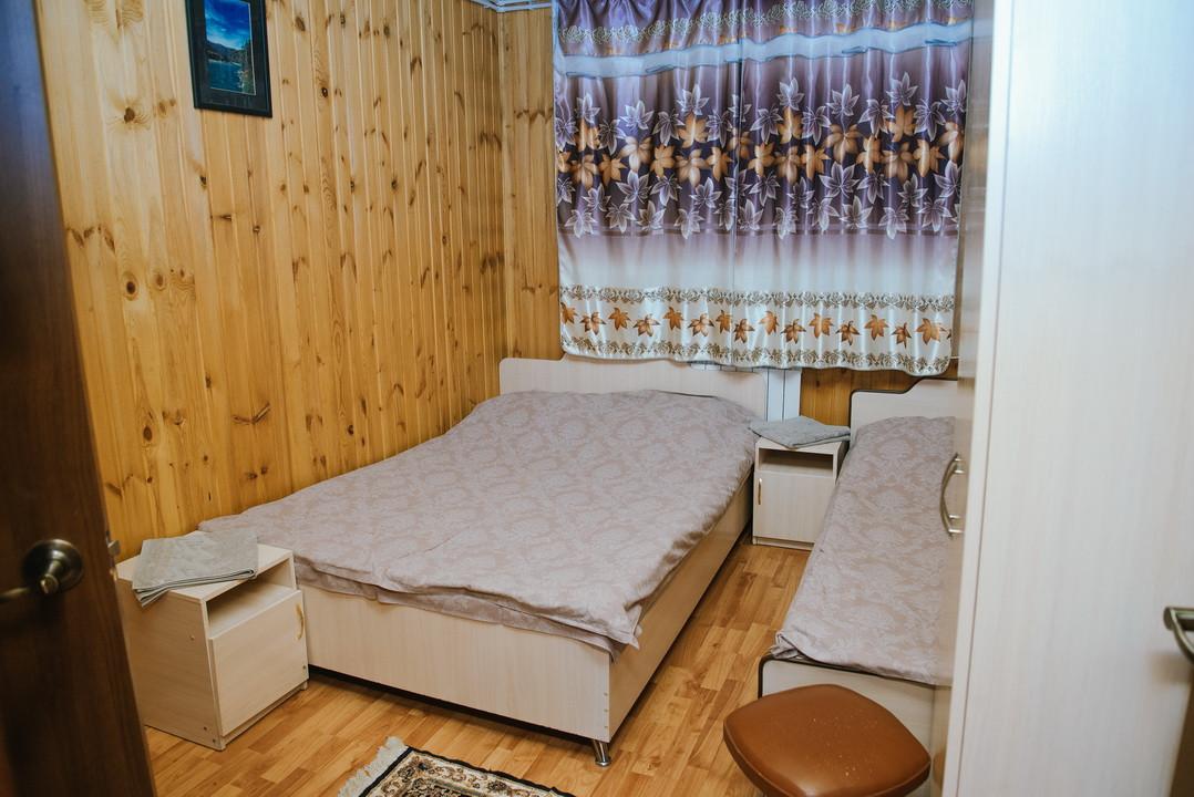 Номер 9 трехместный