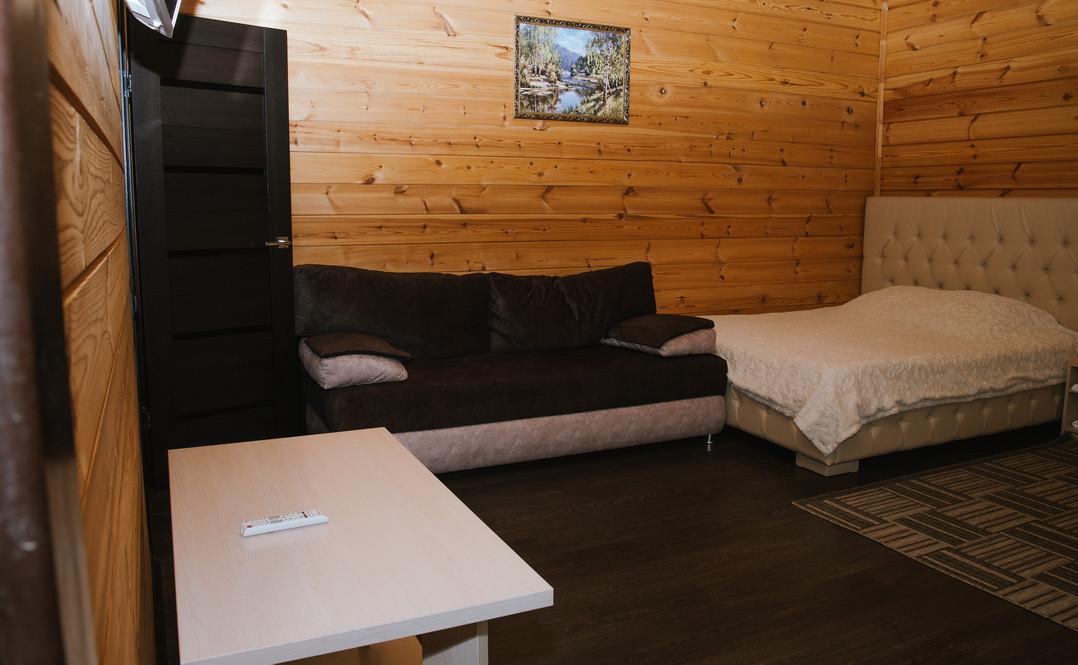 Номер 1 однокомнатный четырехместный с кухней