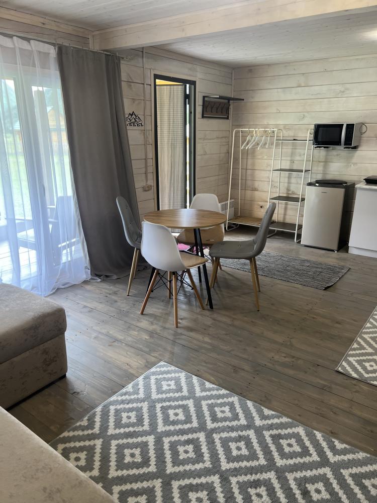 Дом с кухней 36 м2.