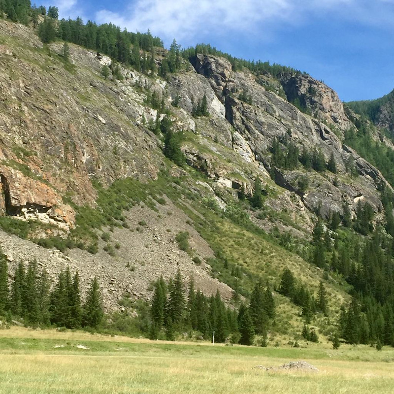 Акташ скалы