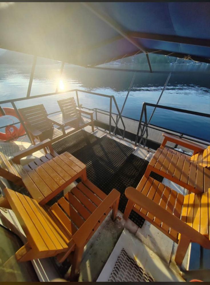 Паром через Телецкое озеро из Артыбаша