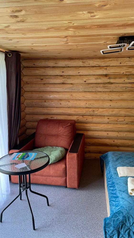 Дом с двухспальной кроватью и доп. местом